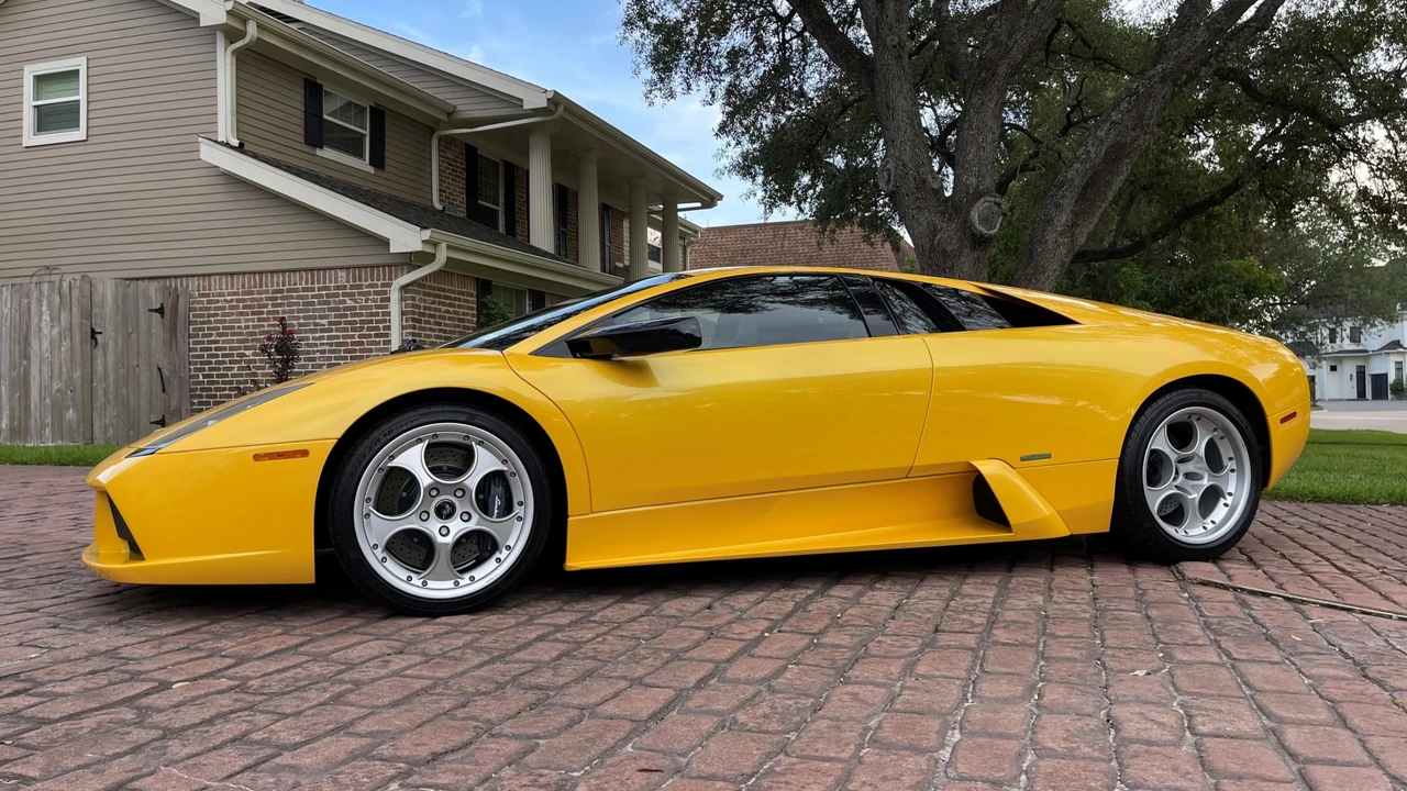 2004 Lamborghini Murcielago - Image 15 of 31