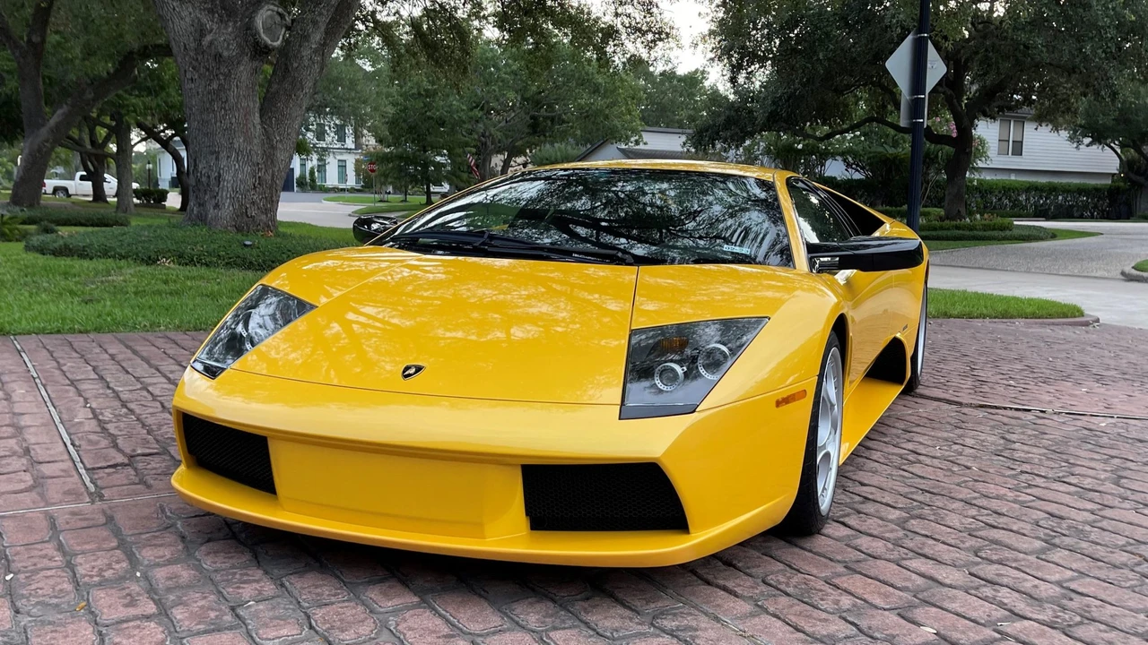 2004 Lamborghini Murcielago - Image 2 of 31