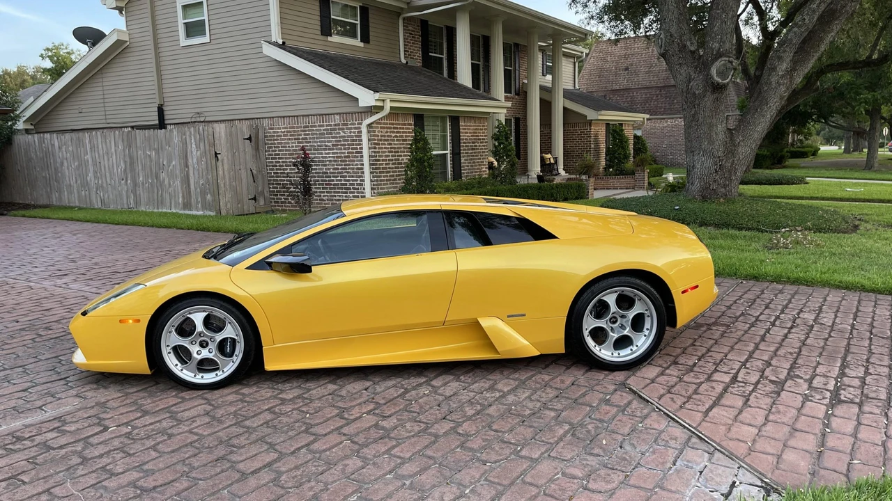 2004 Lamborghini Murcielago - Image 11 of 31