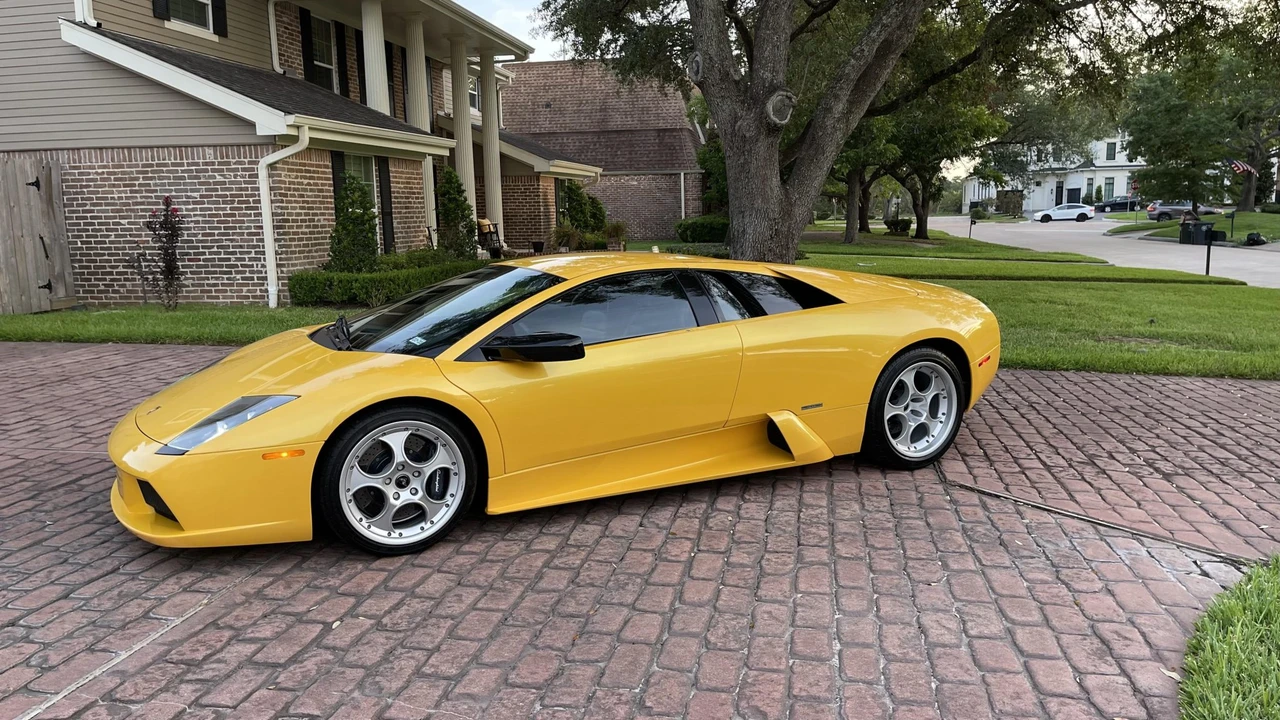 2004 Lamborghini Murcielago - Image 10 of 31