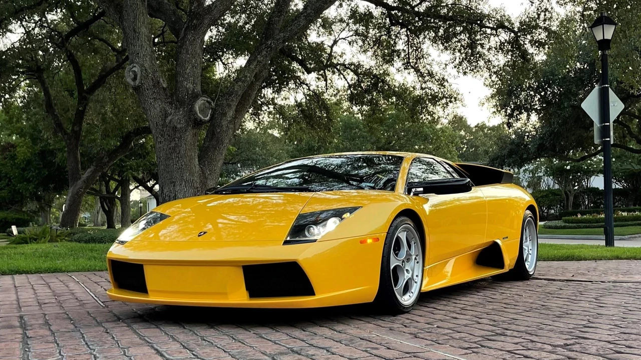 2004 Lamborghini Murcielago - Image 3 of 31