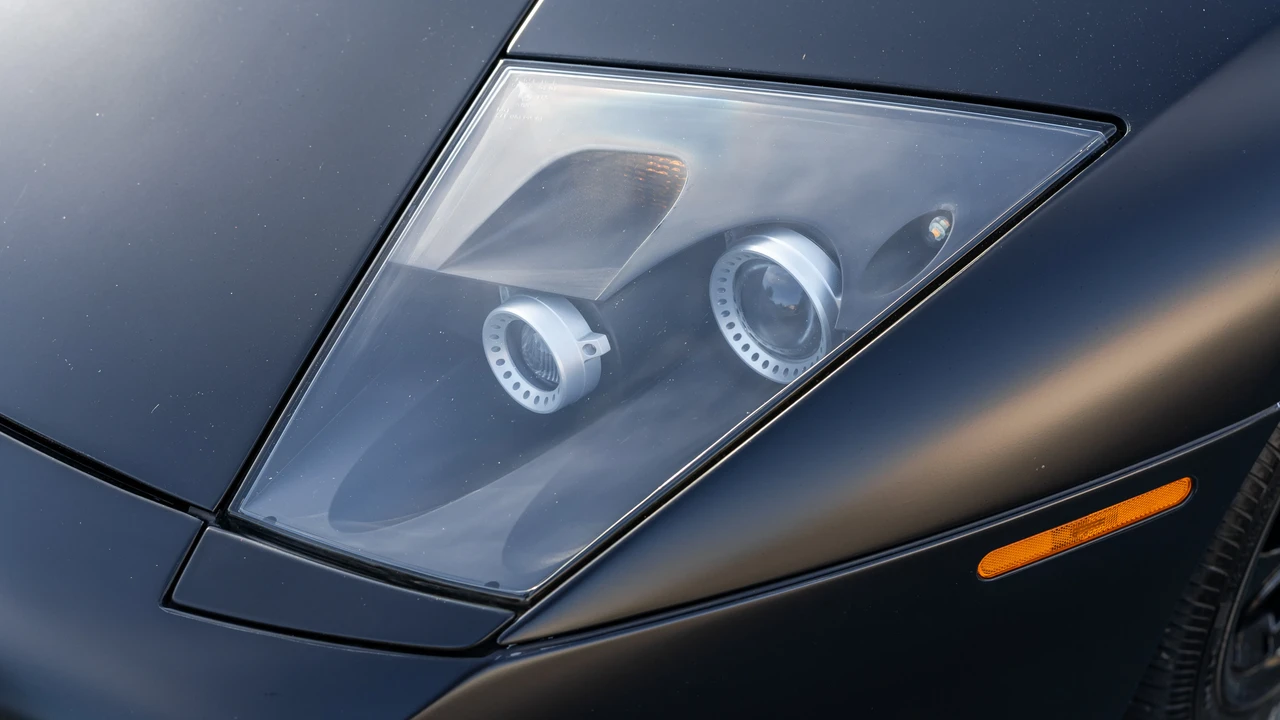 2004 Lamborghini Murcielago - Image 19 of 31