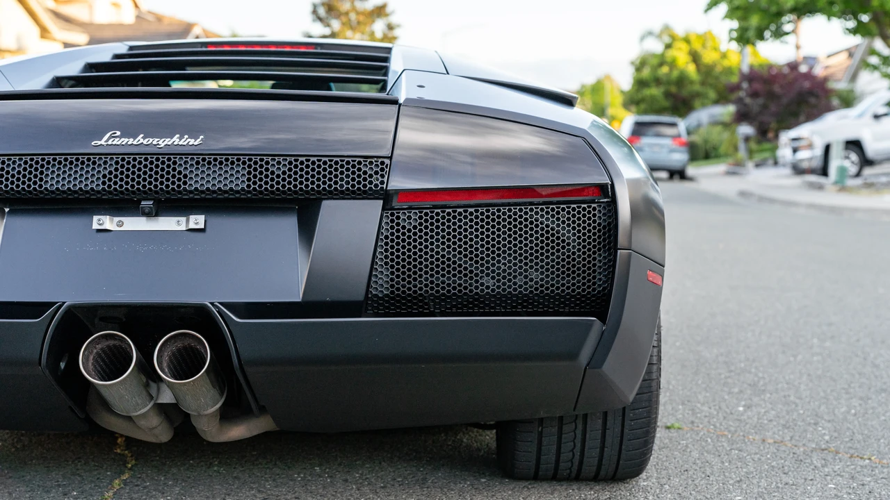 2004 Lamborghini Murcielago - Image 15 of 31