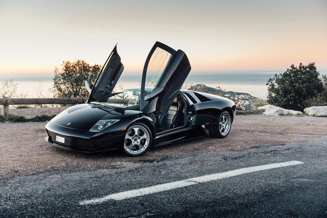 2004 Lamborghini Murcielago - Image 15 of 31