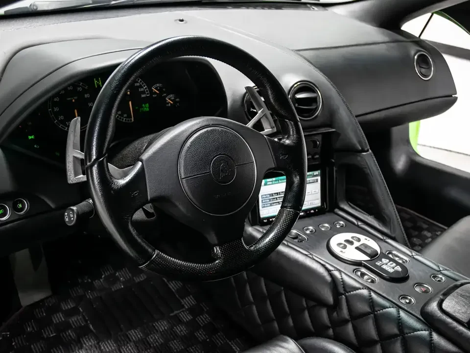 2004 Lamborghini Murcielago - Image 16 of 20