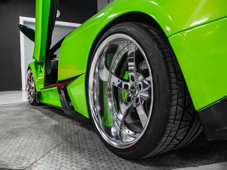 2004 Lamborghini Murcielago - Image 9 of 20
