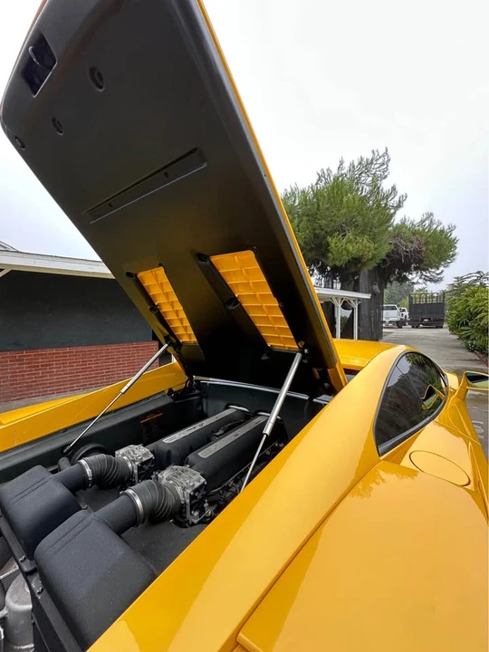 2004 Lamborghini Gallardo - Image 4 of 9