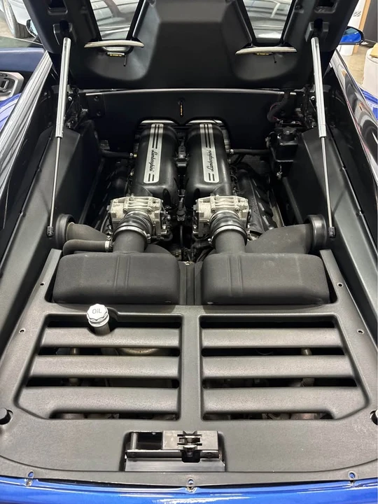 2004 Lamborghini Gallardo - Image 9 of 12
