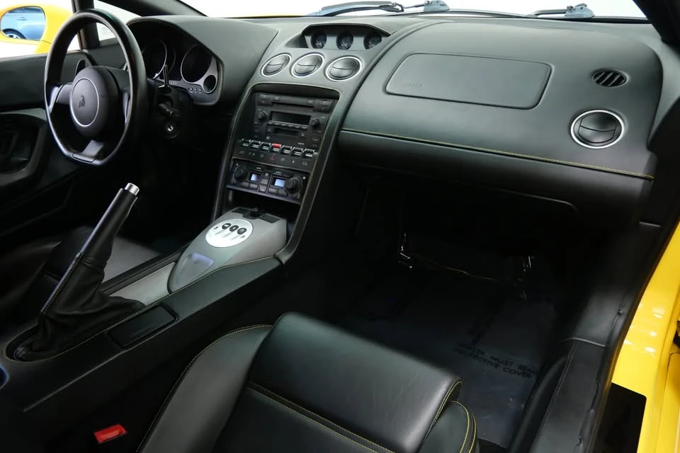 2004 Lamborghini Gallardo - Image 13 of 19