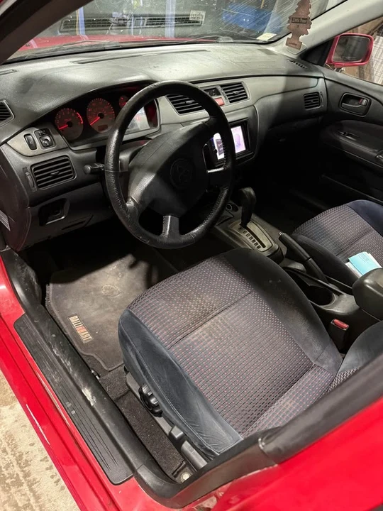 2004 Mitsubishi Lancer 8th Gen - Image 7 of 9