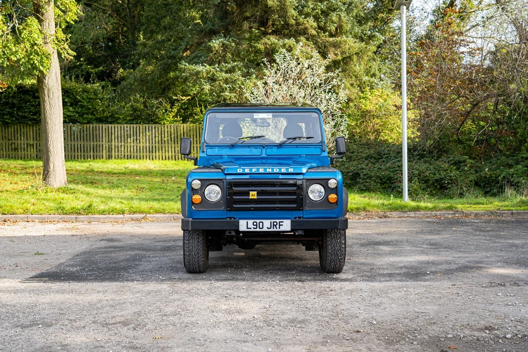 2004 Land Rover Defender 90 - Image 12 of 30