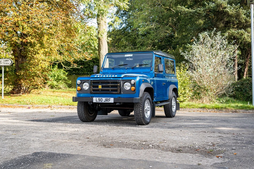 2004 Land Rover Defender 90 - Image 3 of 30