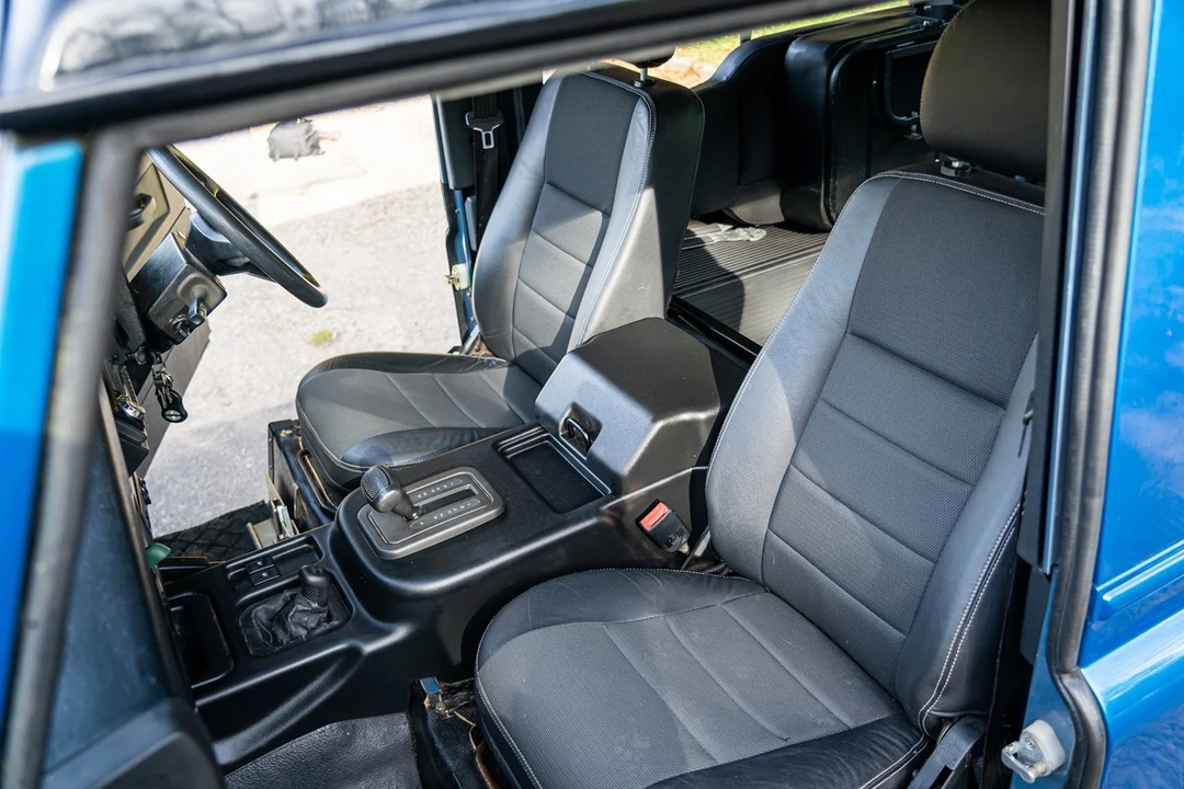 2004 Land Rover Defender 90 - Image 29 of 30