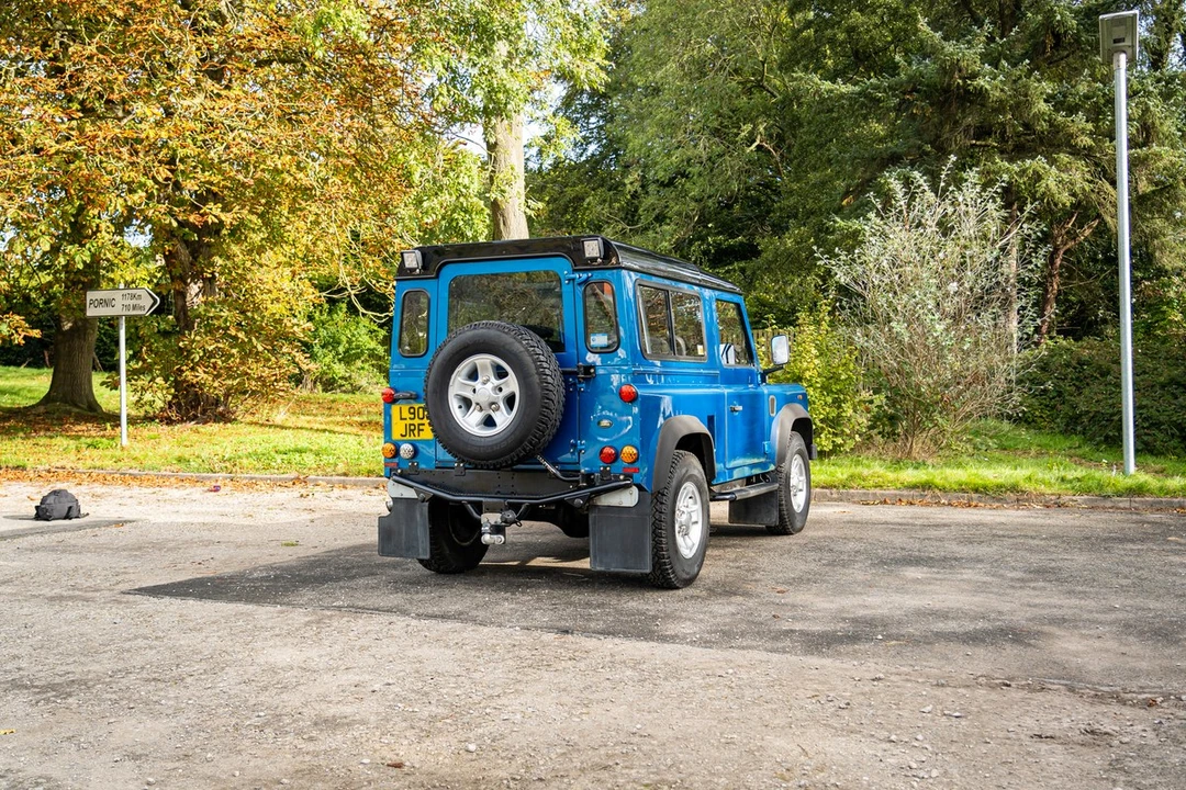 2004 Land Rover Defender 90 - Image 8 of 30