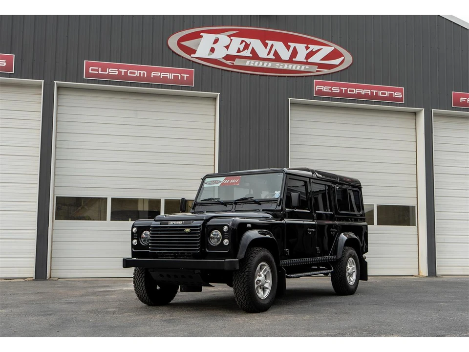 2004 Land Rover Defender 110 - Image 4 of 31