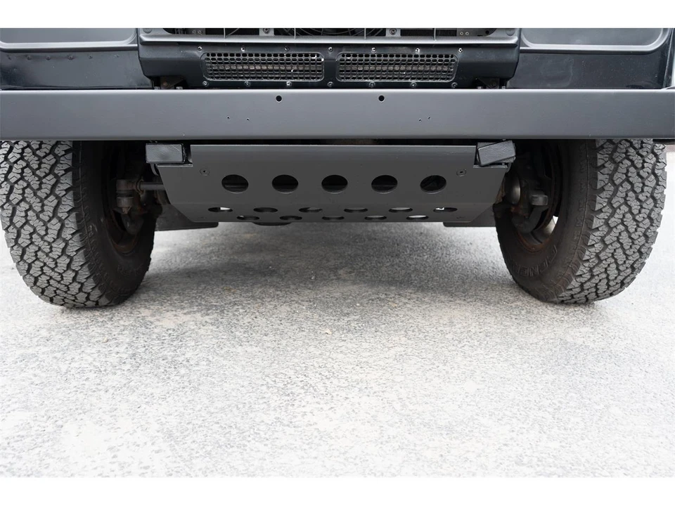 2004 Land Rover Defender 110 - Image 29 of 31