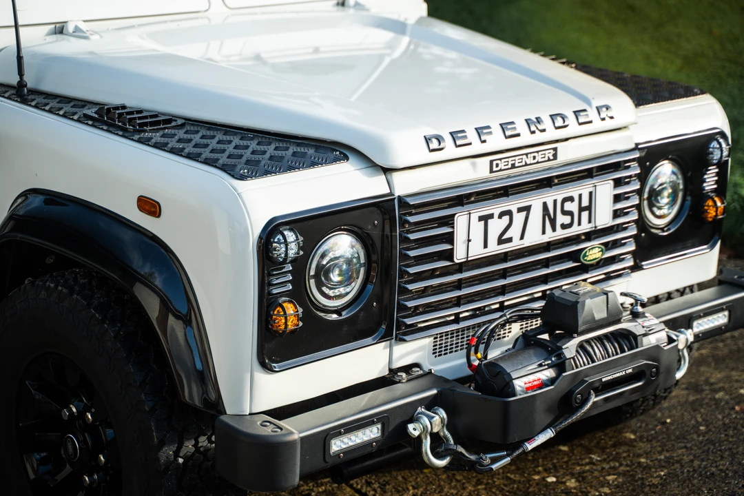 2004 Land Rover Defender 110 - Image 23 of 31