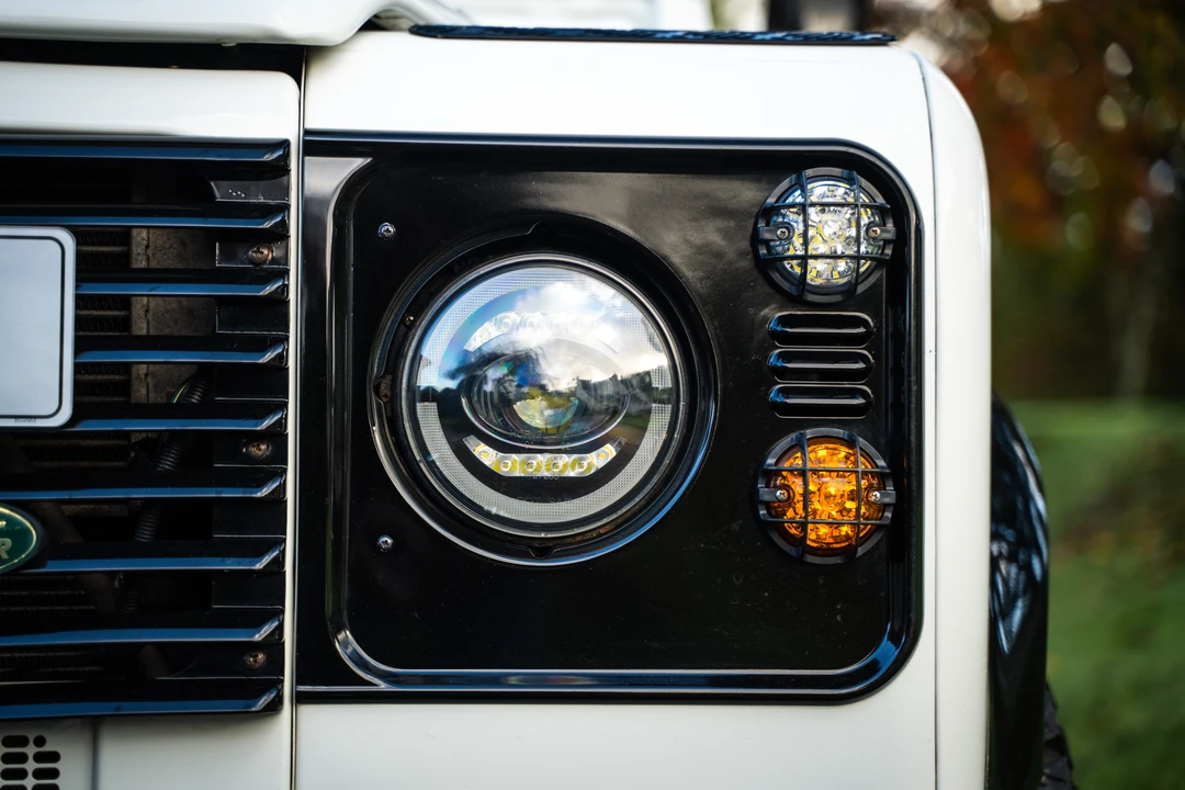 2004 Land Rover Defender 110 - Image 29 of 31