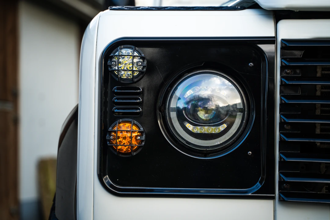 2004 Land Rover Defender 110 - Image 30 of 31