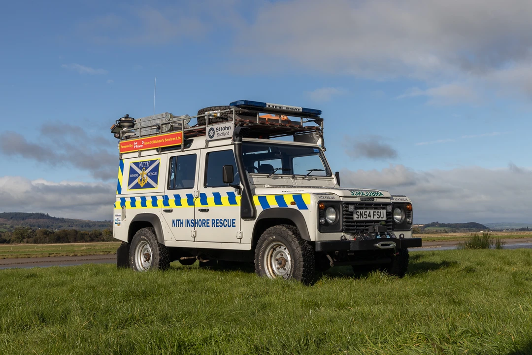 2004 Land Rover Defender 110 - Image 4 of 31