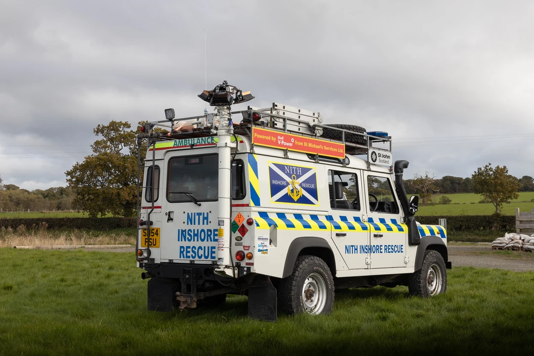 2004 Land Rover Defender 110 - Image 14 of 31