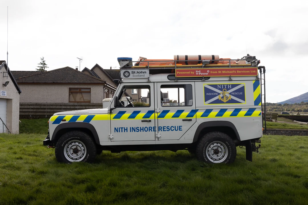 2004 Land Rover Defender 110 - Image 17 of 31