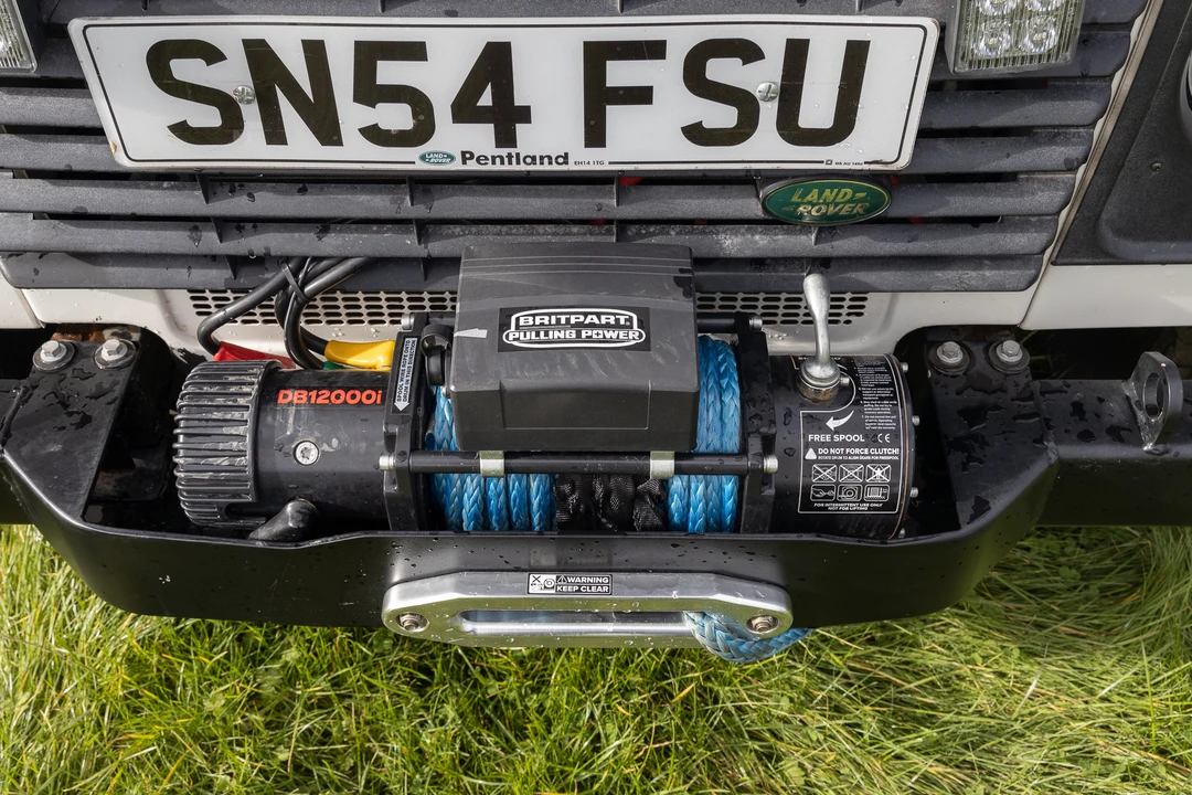 2004 Land Rover Defender 110 - Image 27 of 31