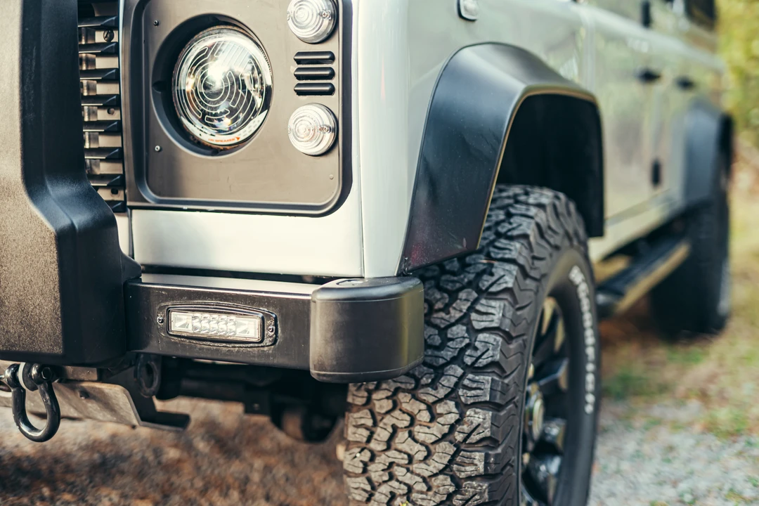 2004 Land Rover Defender 110 - Image 21 of 31