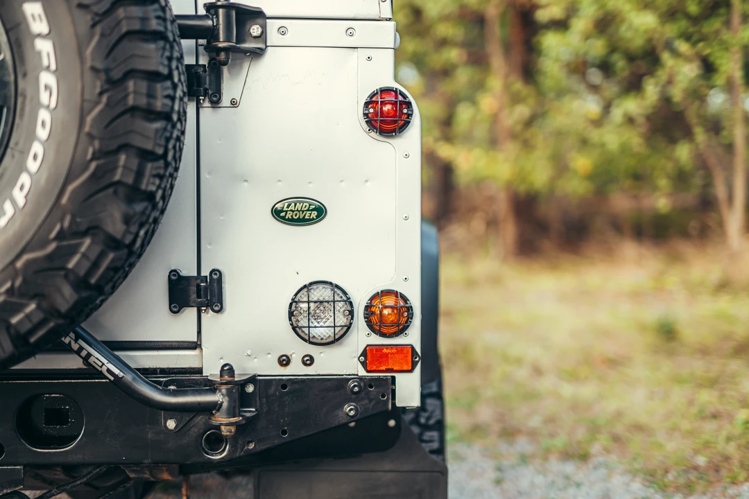 2004 Land Rover Defender 110 - Image 29 of 31