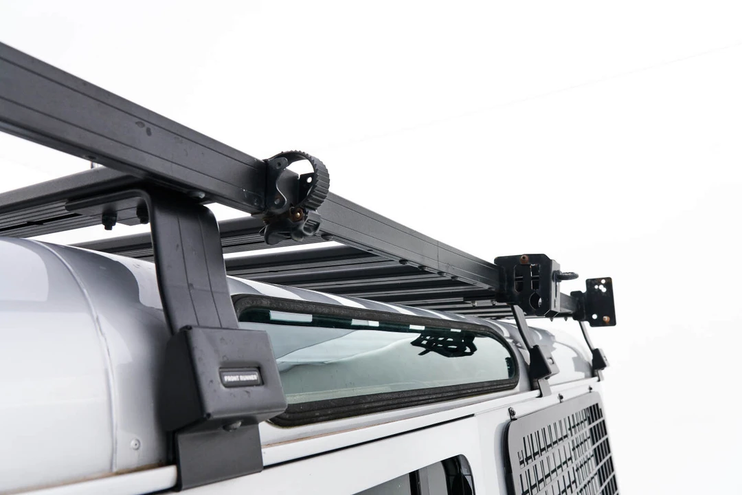 2004 Land Rover Defender 110 - Image 18 of 31