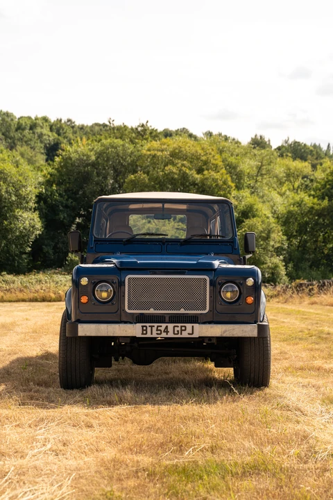 2004 Land Rover Defender 110 - Image 26 of 31