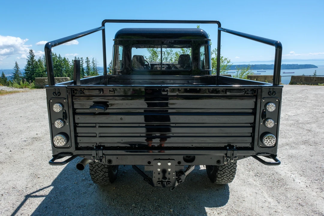 2004 Land Rover Defender 130 - Image 12 of 31