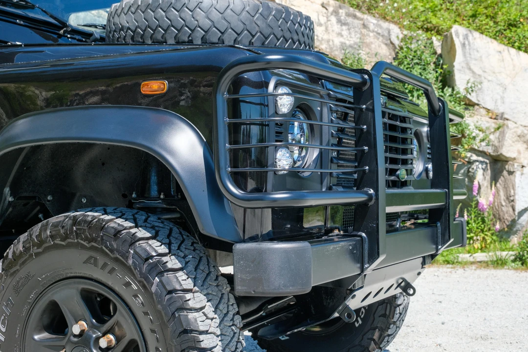 2004 Land Rover Defender 130 - Image 18 of 31
