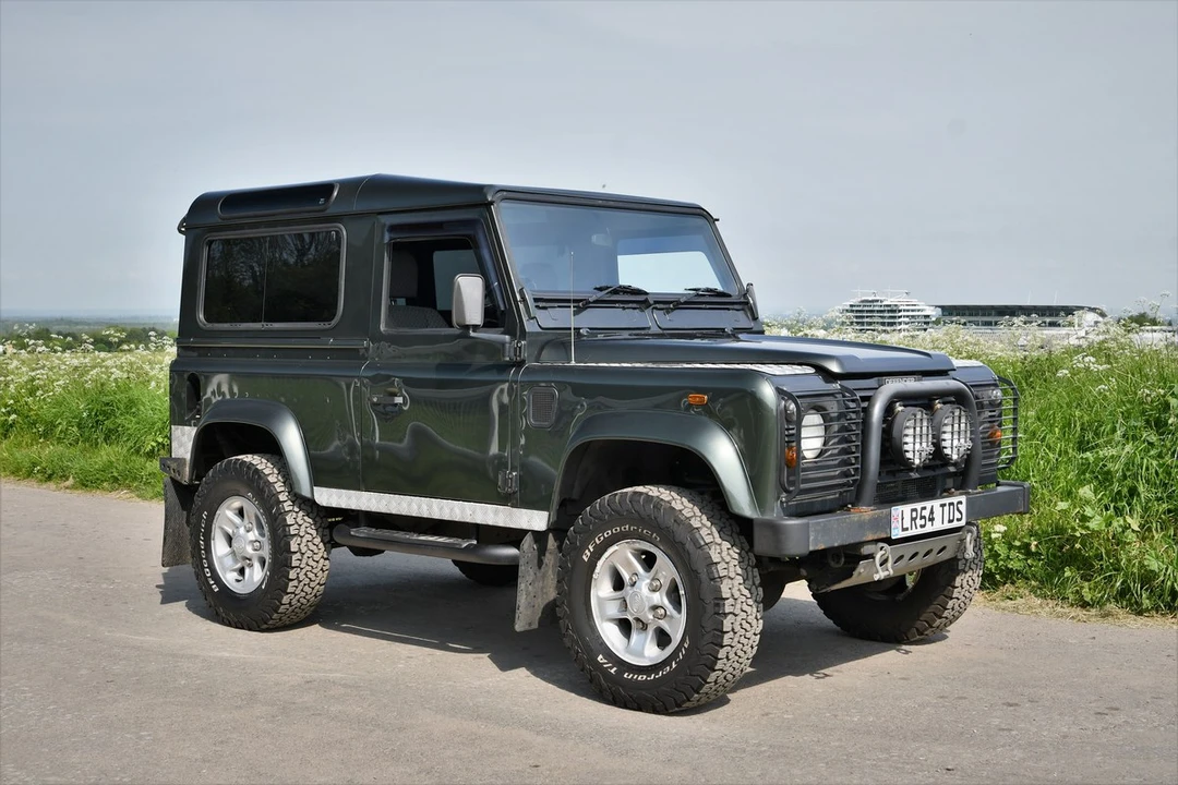 2004 Land Rover Defender 90 - Image 24 of 30