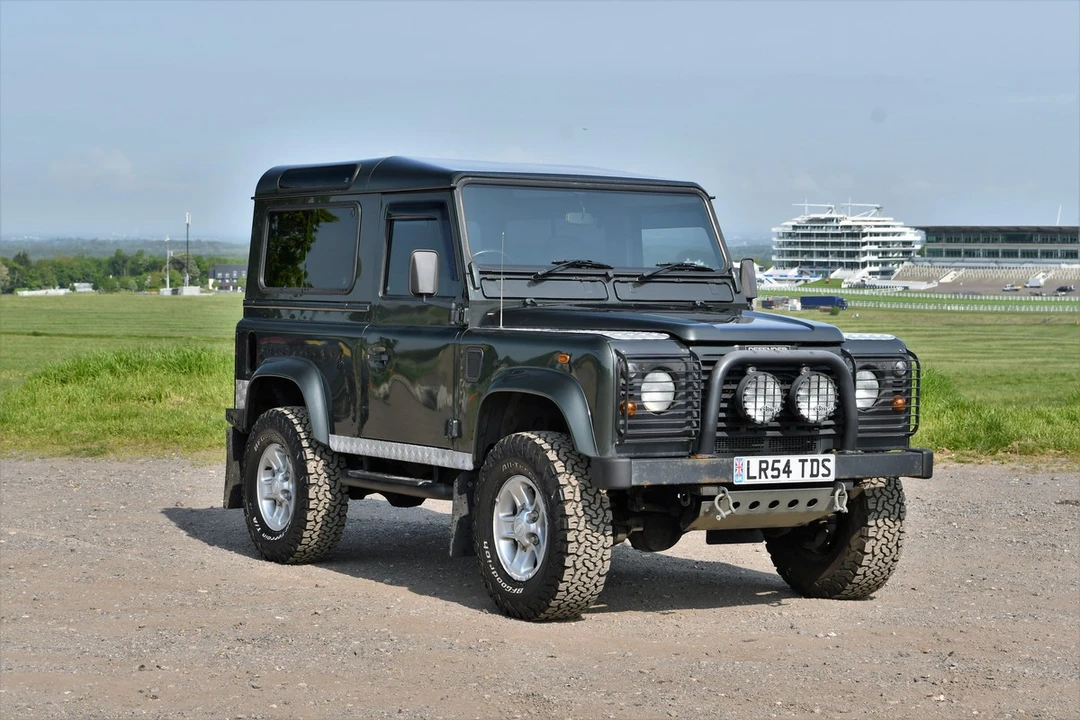 2004 Land Rover Defender 90 - Image 17 of 30
