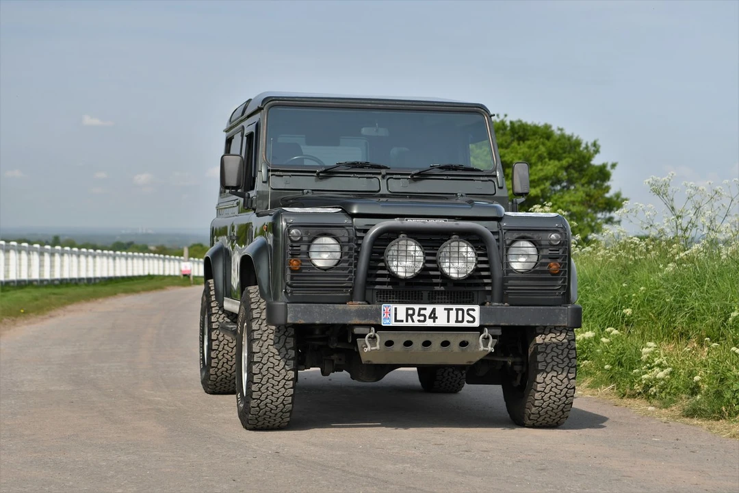 2004 Land Rover Defender 90 - Image 23 of 30