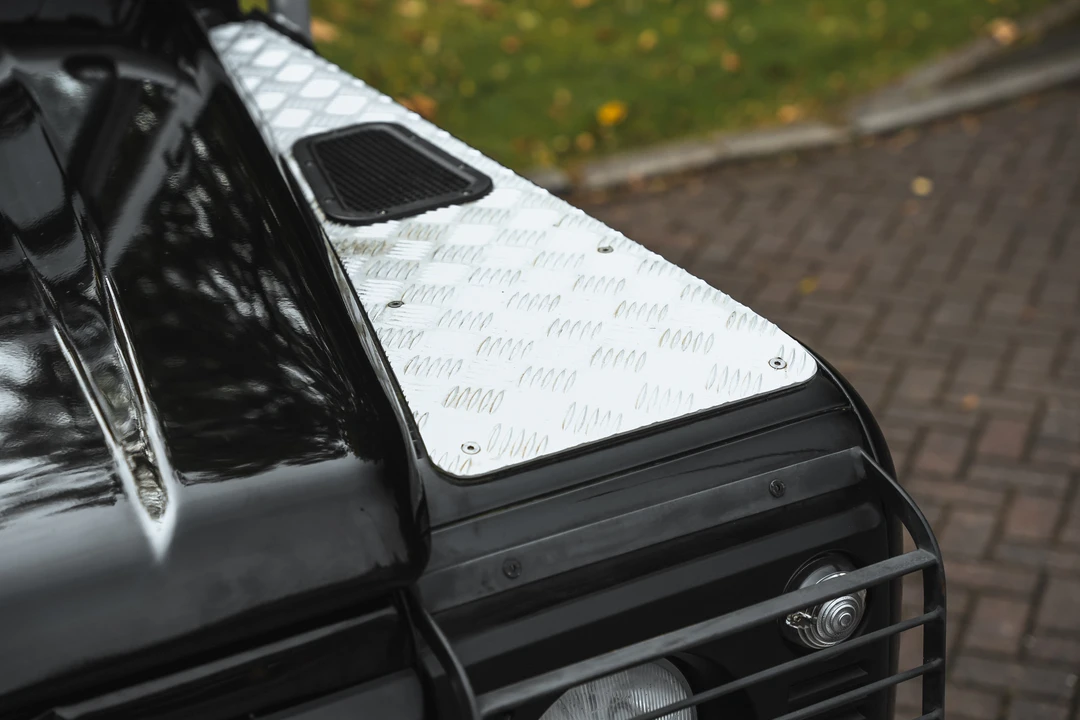 2004 Land Rover Defender 90 - Image 25 of 31