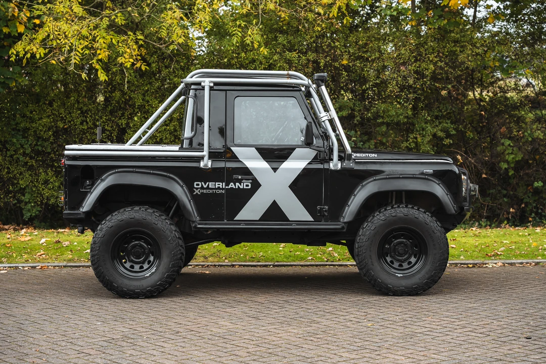 2004 Land Rover Defender 90 - Image 16 of 31