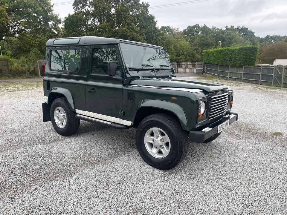 2004 Land Rover Defender 90 - Image 7 of 7