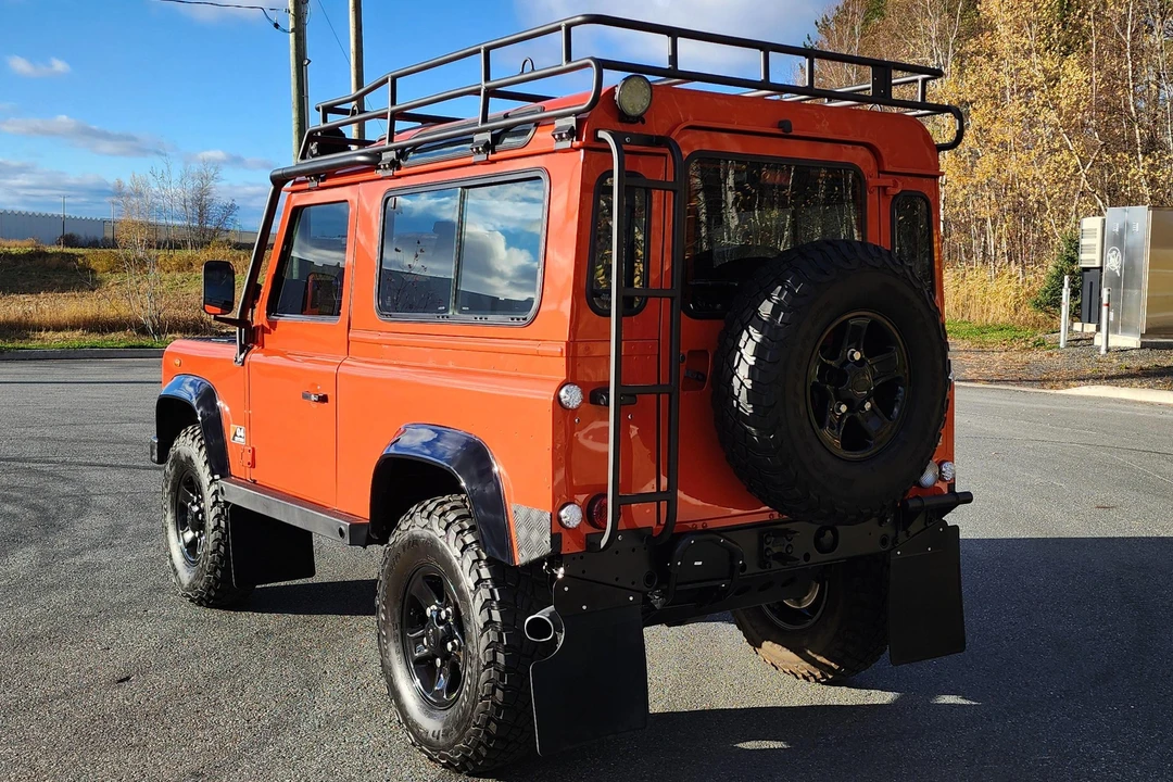 2004 Land Rover Defender 90 - Image 4 of 31