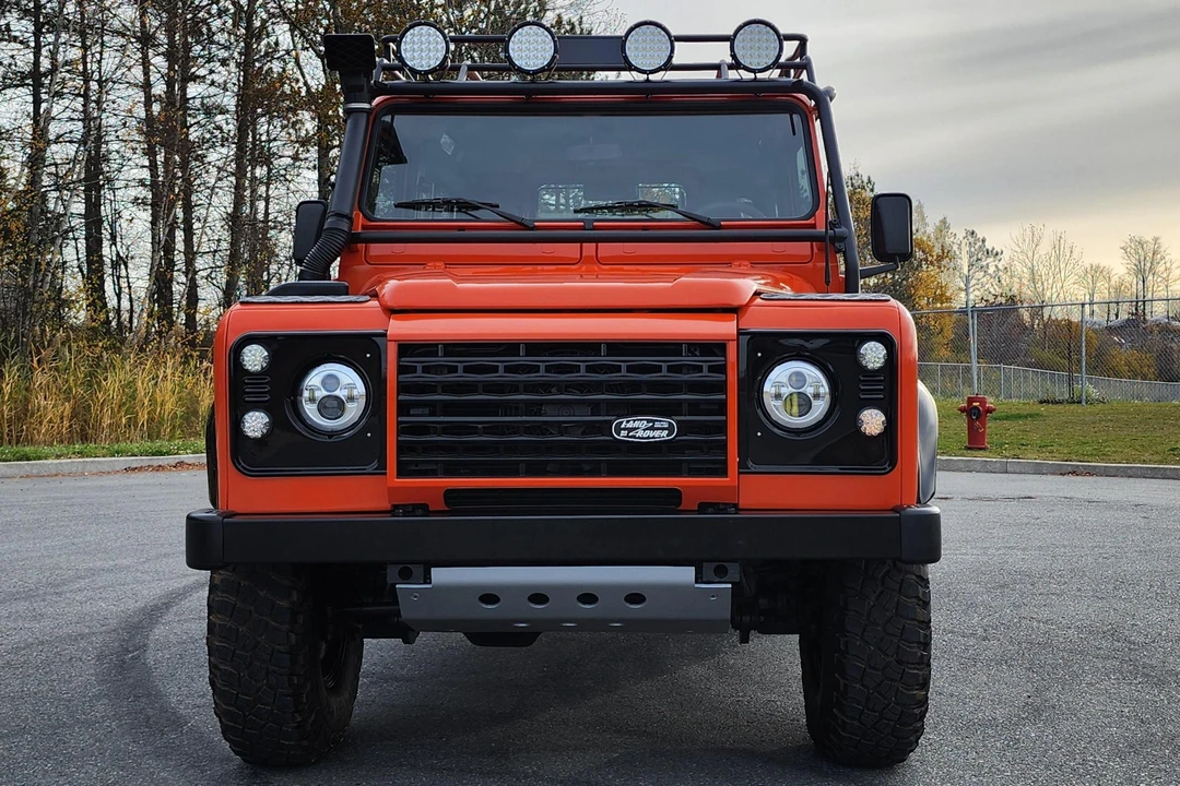 2004 Land Rover Defender 90 - Image 2 of 31
