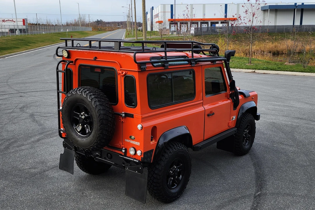 2004 Land Rover Defender 90 - Image 24 of 31