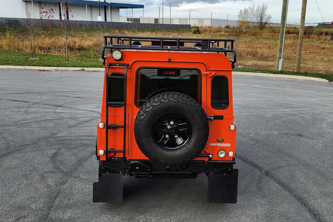 2004 Land Rover Defender 90 - Image 19 of 31
