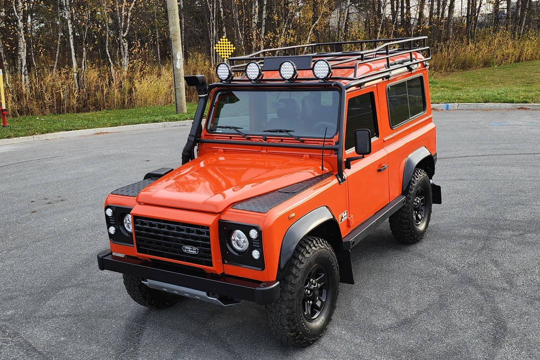 2004 Land Rover Defender 90 - Image 9 of 31