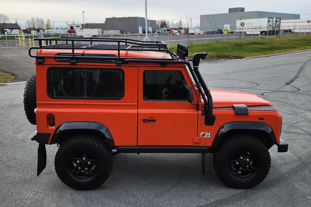 2004 Land Rover Defender 90 - Image 25 of 31