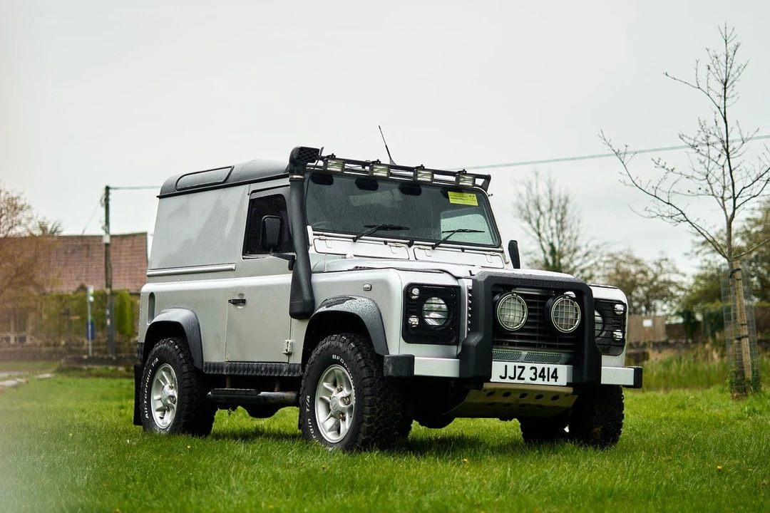 2004 Land Rover Defender 90 - Image 27 of 30
