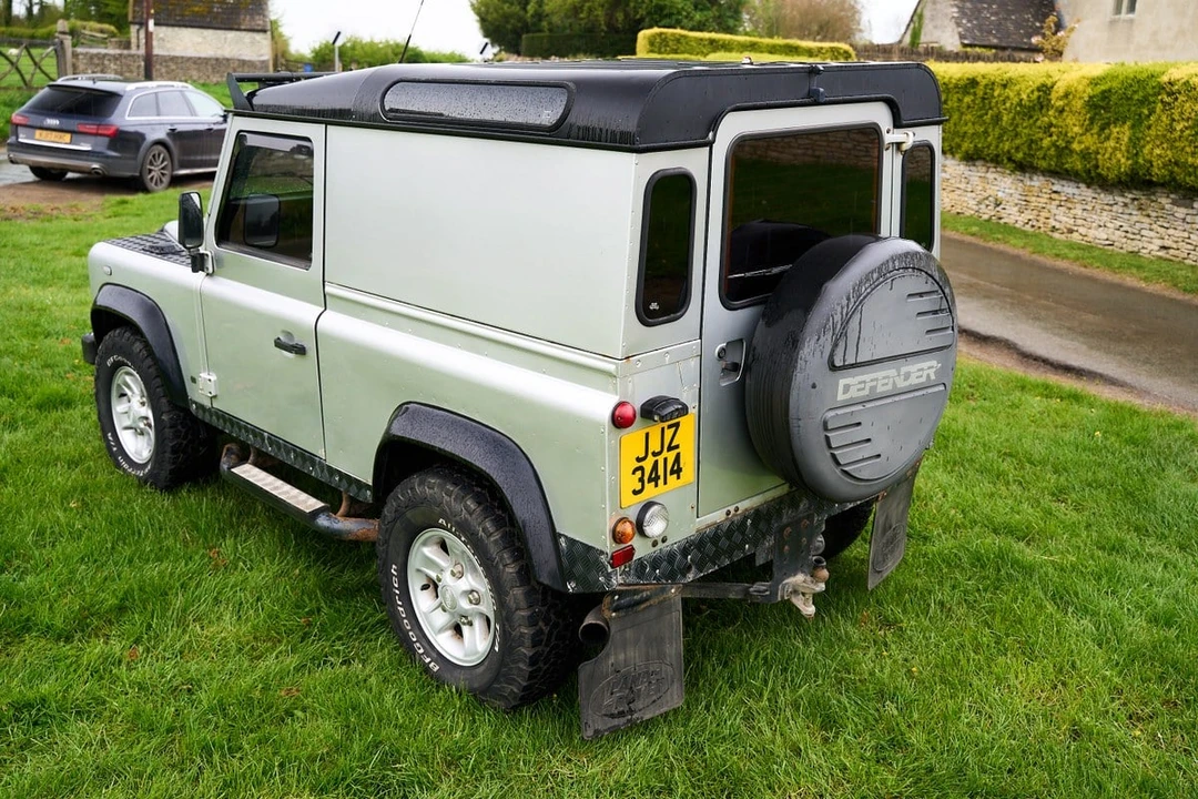2004 Land Rover Defender 90 - Image 26 of 30