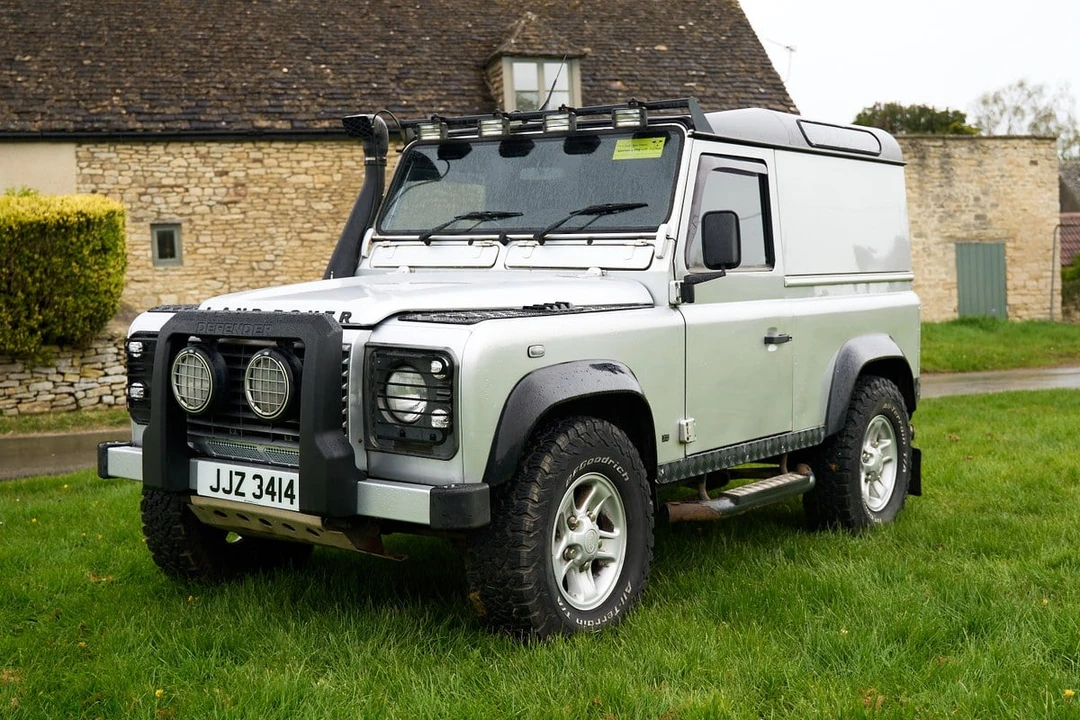 2004 Land Rover Defender 90 - Image 21 of 30