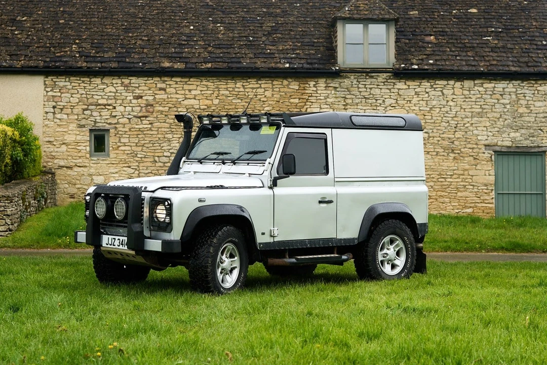 2004 Land Rover Defender 90 - Image 29 of 30