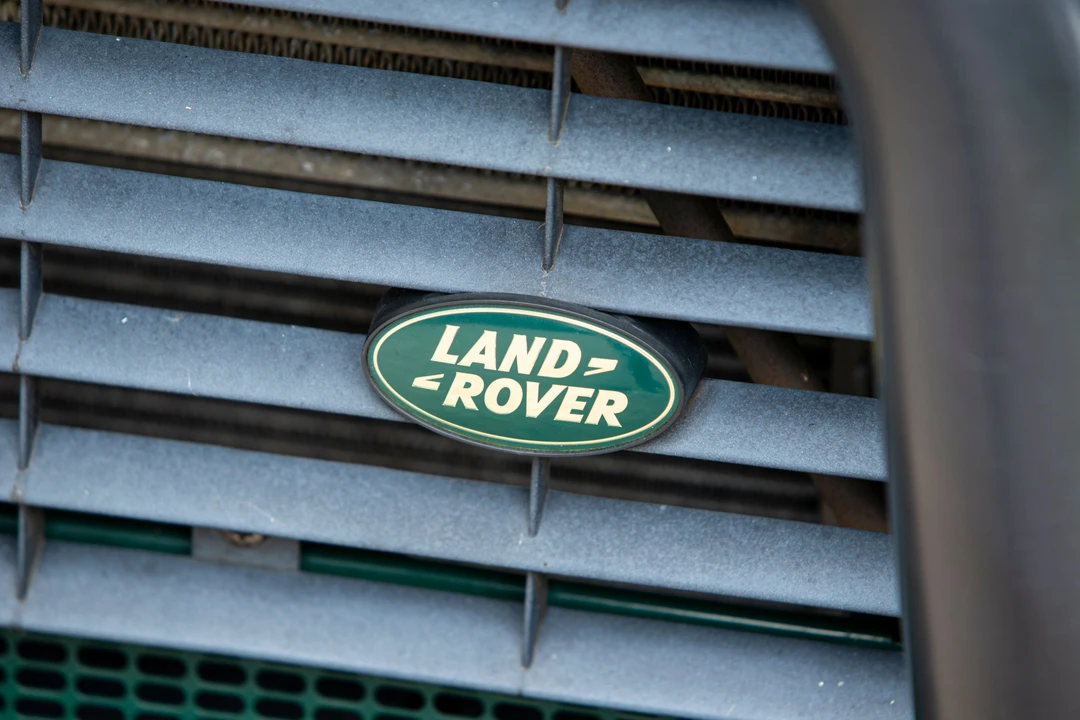2004 Land Rover Defender 90 - Image 4 of 17